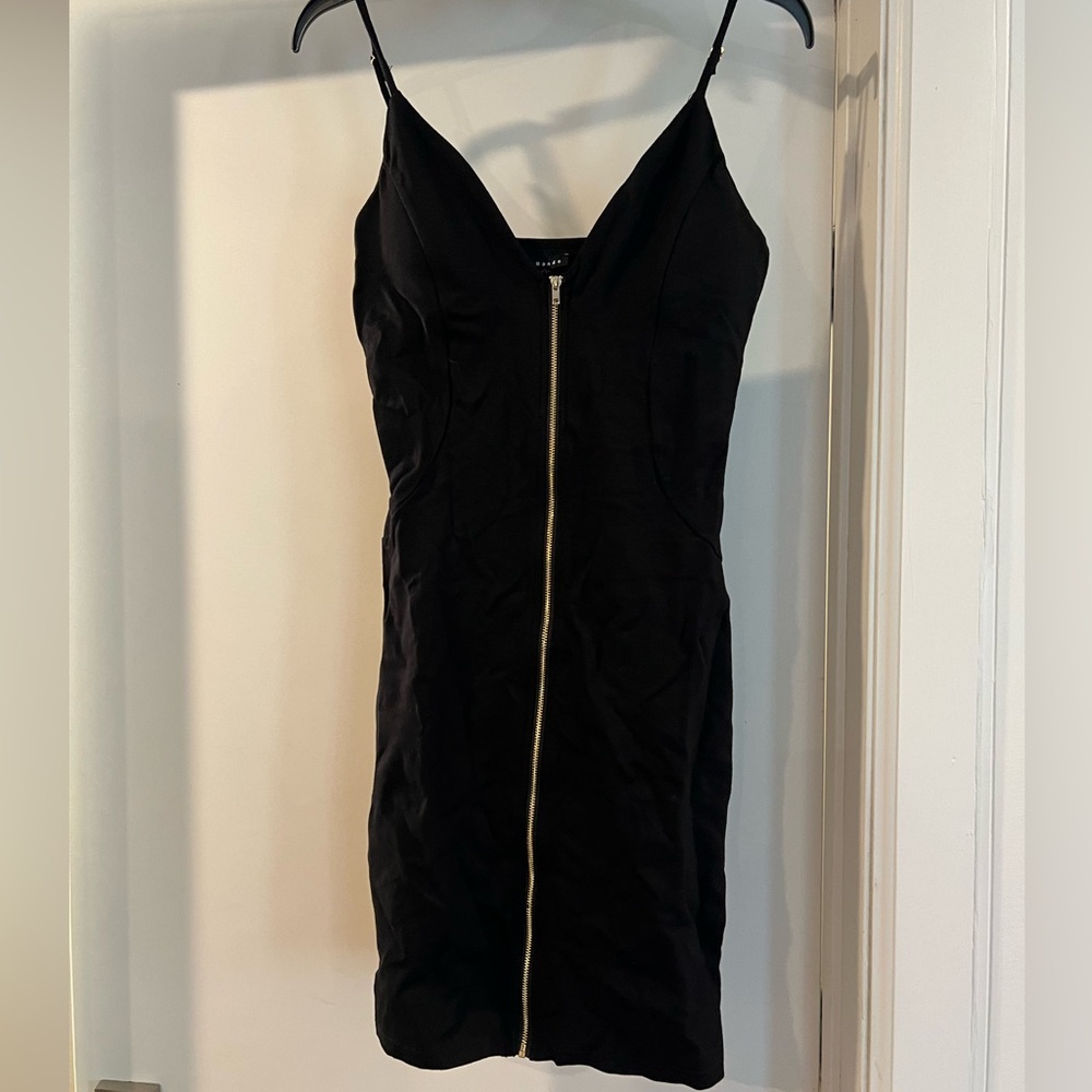Zip Up little black dress